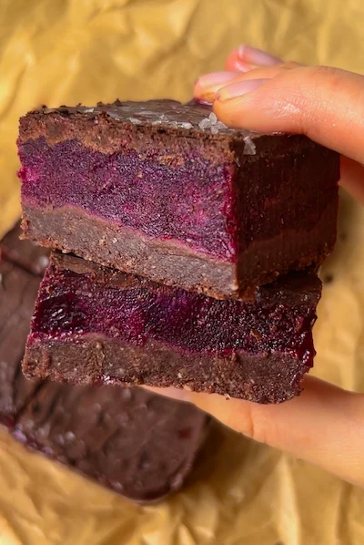 No bake blueberry chocolate bars recipe card — healthy viral dessert